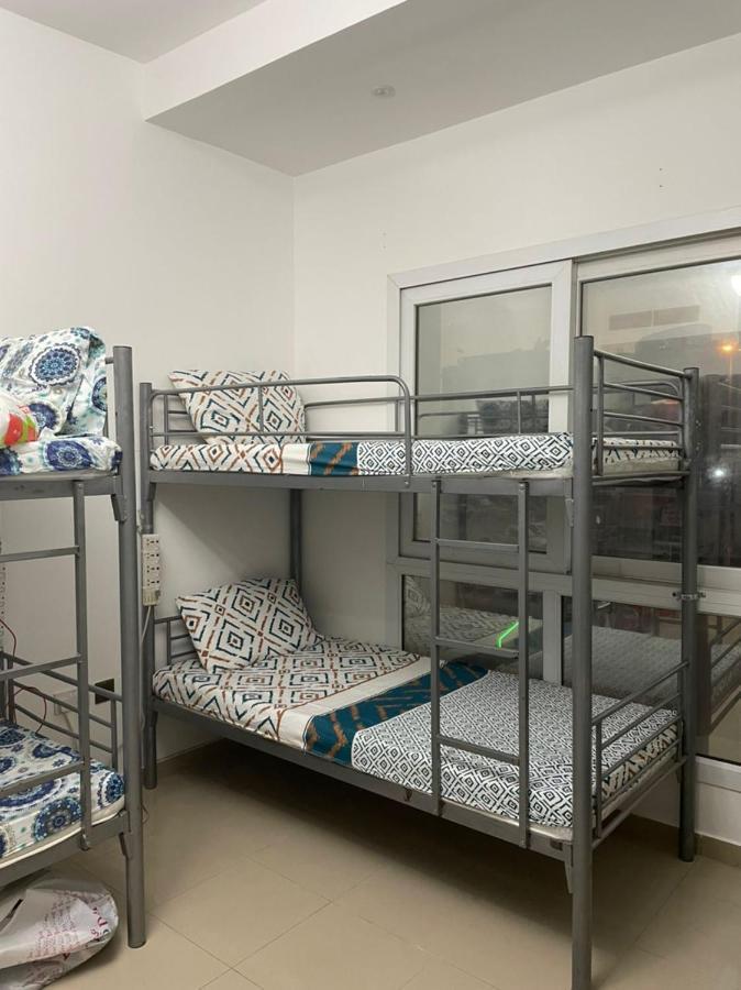 Brand New Boys Hostel 5 Min Walk From Burjuman Metro Station Exit-4 With All Brand New Furnishings & Free Facilities 두바이 외부 사진